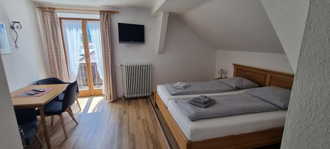 Gasthof Zum Rassen Garmisch-Partenkirchen Buitenkant foto
