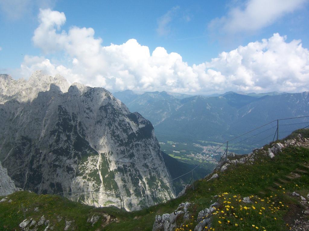 Gasthof Zum Rassen Garmisch-Partenkirchen Buitenkant foto